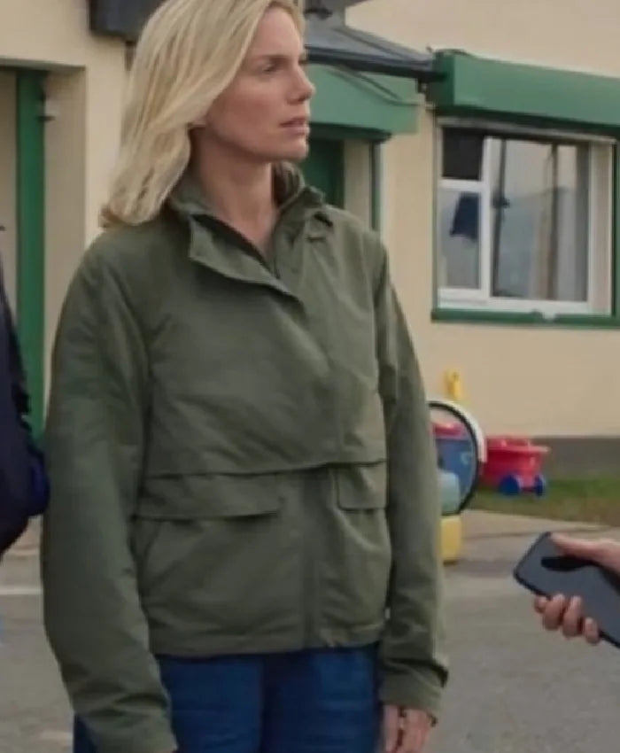 Bad Sisters S02 Eva Birthistle Effortless Jacket