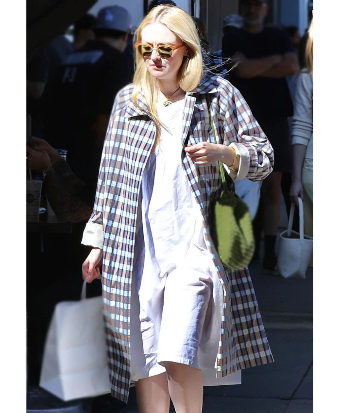 Dakota Fanning Tavishina Coat