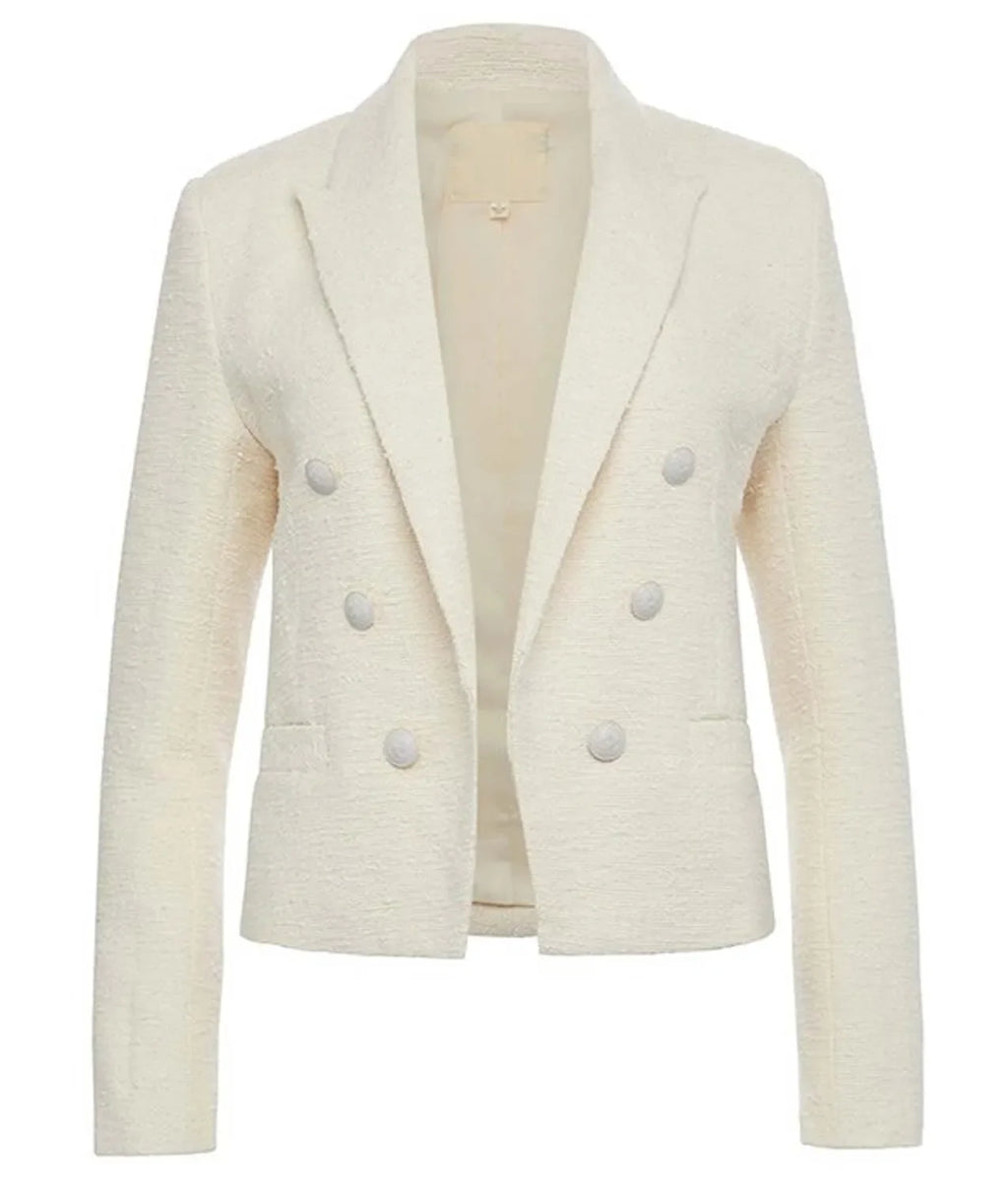 Grown-Ish S5 E1 Zoey Johnson White Blazer