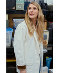 Lily Rabe Shrinking S03 Contrasting White Jacket