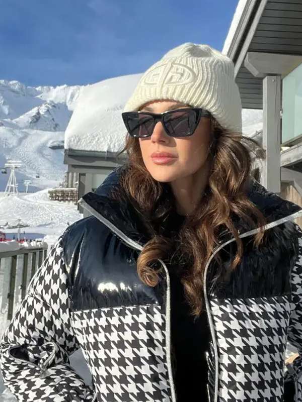 Michelle Keegan Houndstooth Puffer Ski Jacket